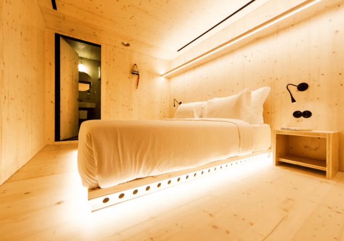zero hotels bedroom