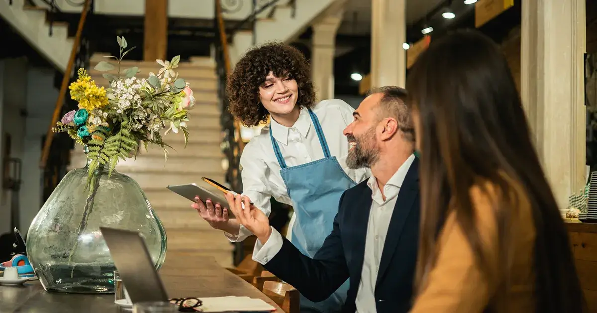 10 key features to look for when choosing a POS system for your hotel restaurant