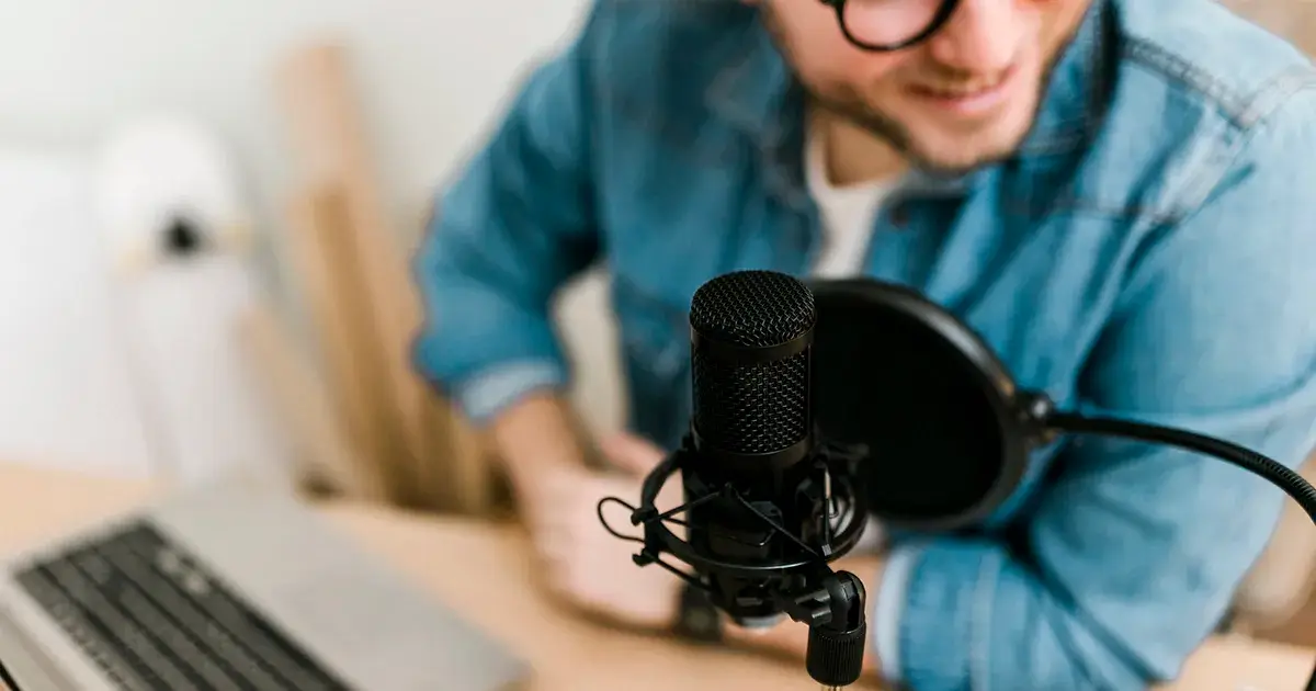 40 of the best hospitality podcasts to listen to in 2025